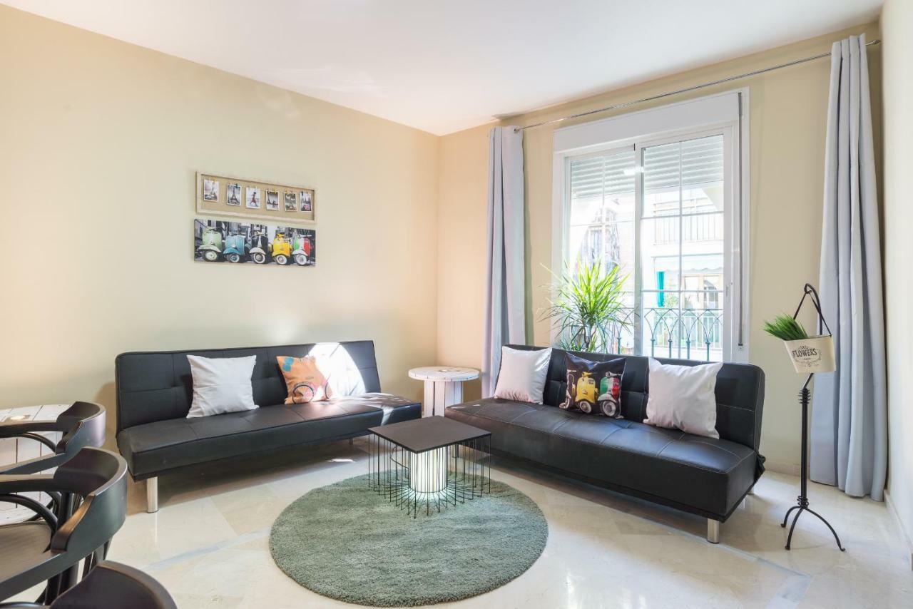 Gr2-Large Groups Apt-Walking Distance To Old Town Apartment Malaga Ngoại thất bức ảnh